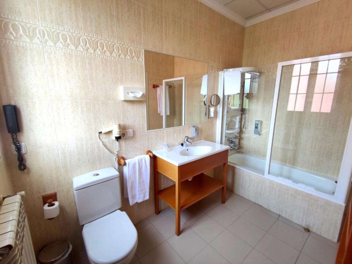 Hotel San Camilo Navarrete Extérieur photo